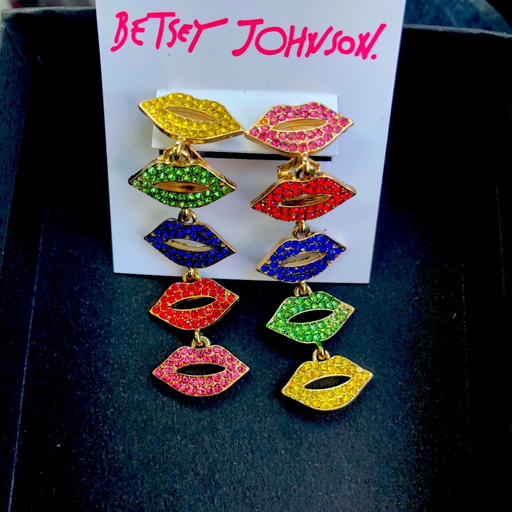 Betsey Johnson Earrings One Love Lips NWT